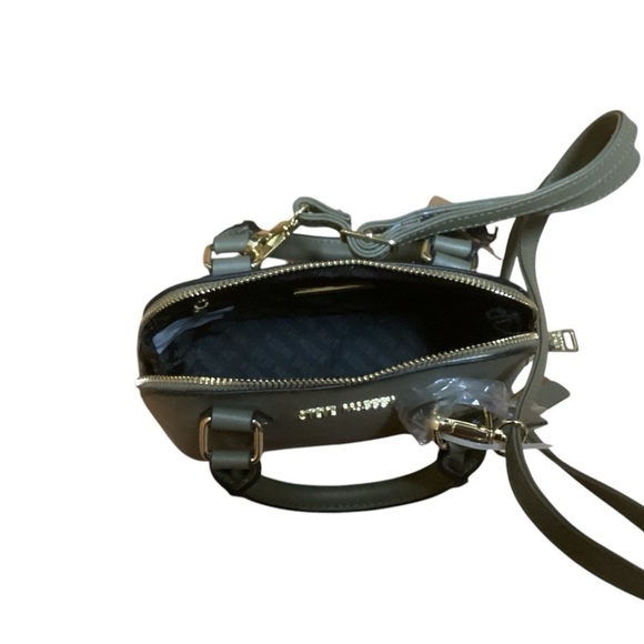 STEVE MADDEN FAITH PURSE IN OLIVE GREEN. GREAT STARTER PURSE AND GIFT - Picture 4 of 5